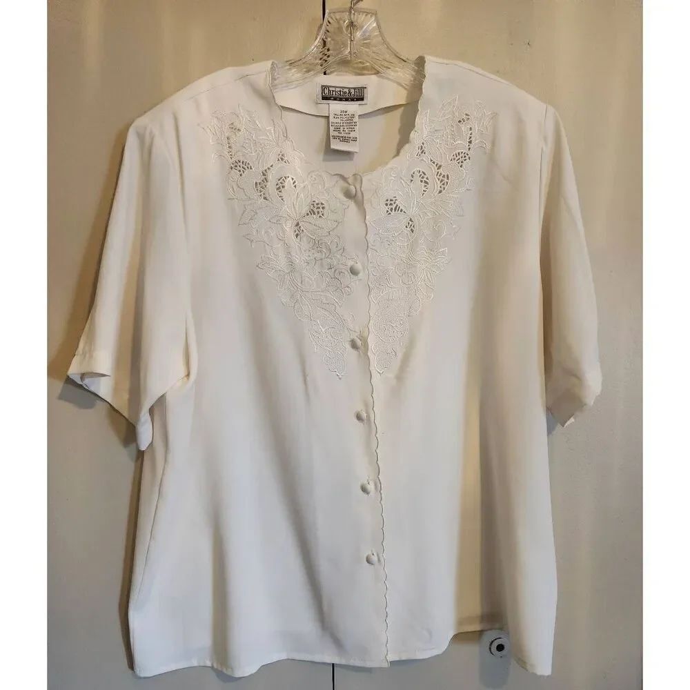 U33 Christie & Jill plus sz 20 Woman's Blouse Lace Embroidery & Scalloped Trim